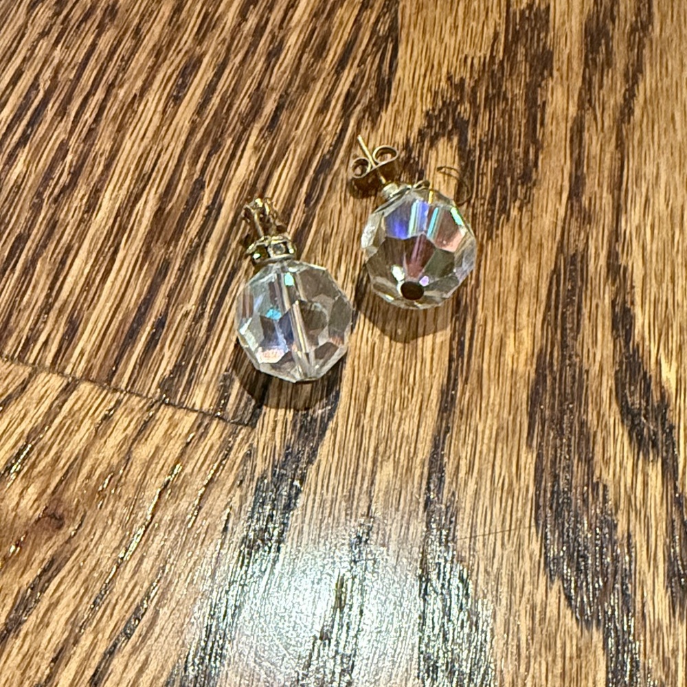 Elegant Gold and Crystal Earrings